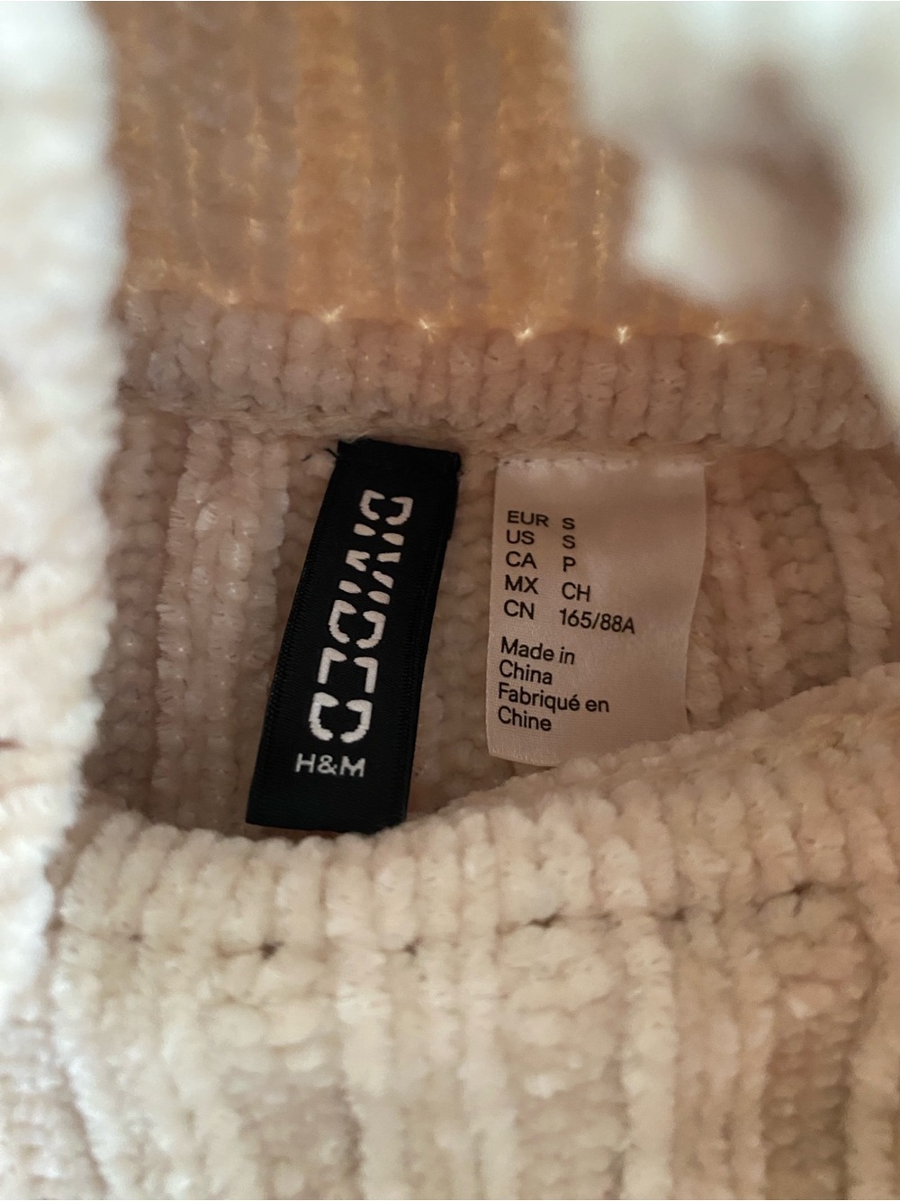 H&M Ribbed Sweater Size Small - Picture 3 of 3